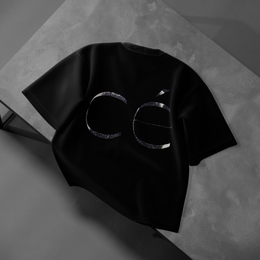 Echoes Célisse Black T-Shirt