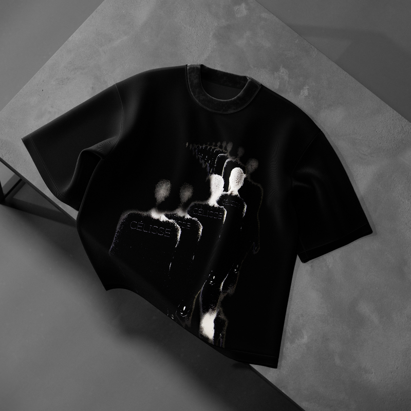 Echoes Célisse Black T-Shirt